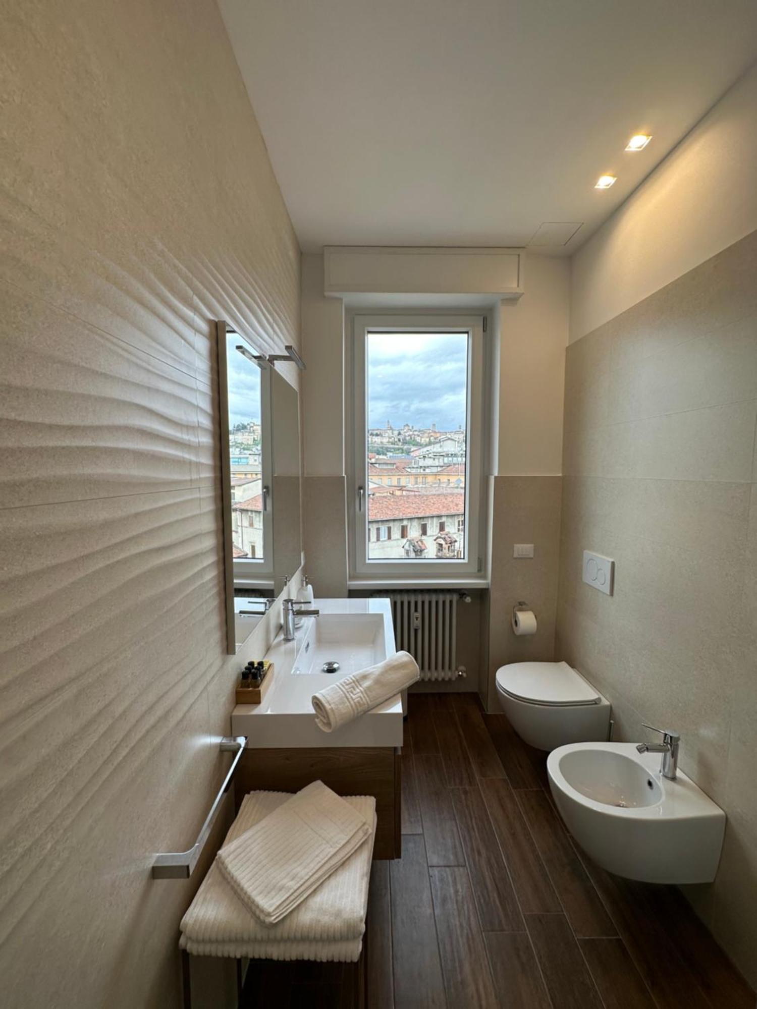 San Francesco Skyline Apartment Bergamo Exterior photo